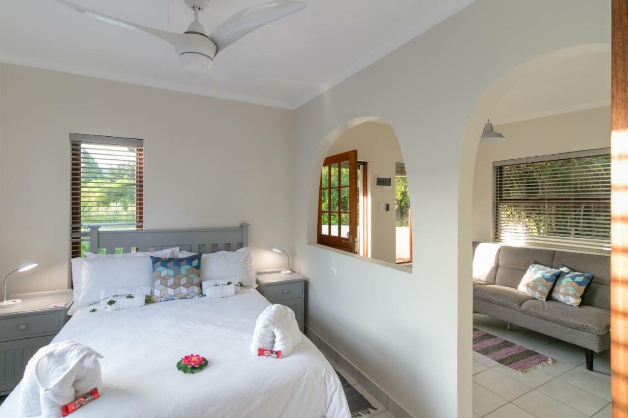 Eastbrook River Self Catering Cottages セッジフィールド エクステリア 写真