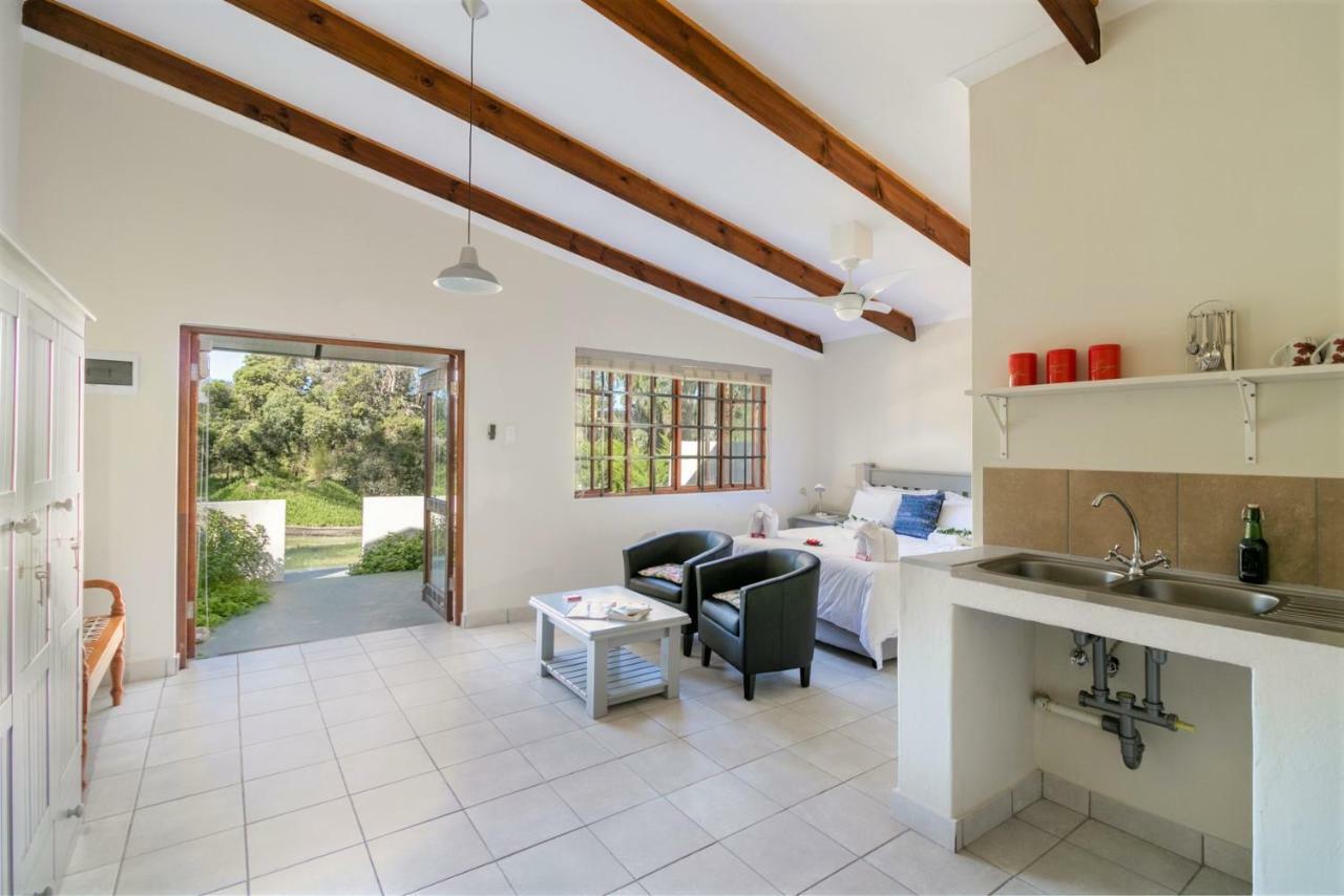 Eastbrook River Self Catering Cottages セッジフィールド エクステリア 写真